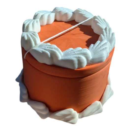 Round cake container